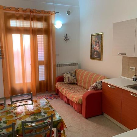 Casa Sul Porto Imbarco Tremiti Apartment Termoli Luaran gambar